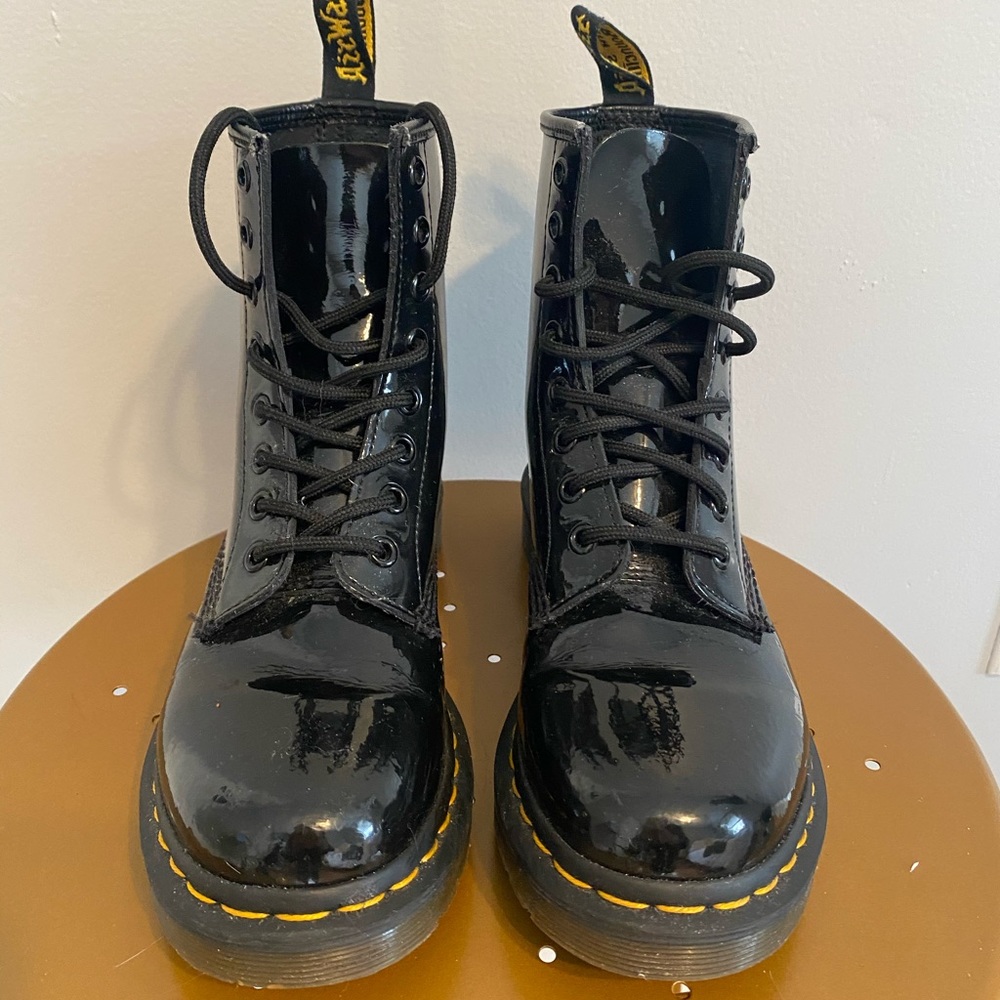 Dr Marten 1460 Women’s Patent Leather Lace Up